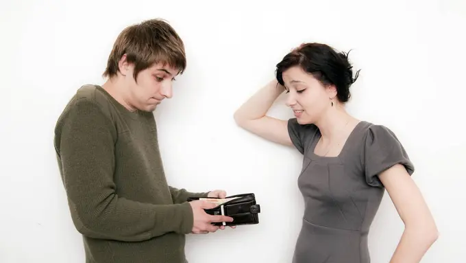 Agar Tak Kecewa, Ketahui 4 Aturan Sebelum Meminjamkan Uang