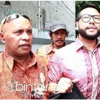 Fachri selaku kuasa hukum dari Eka Kusuma menegaskan bahwa hingga saat ini kliennya tetap ingin bercerai dari Cathy Sharon. Selain itu, Eka pun ingin hak asuh anak agar jatuh ke tangannya.