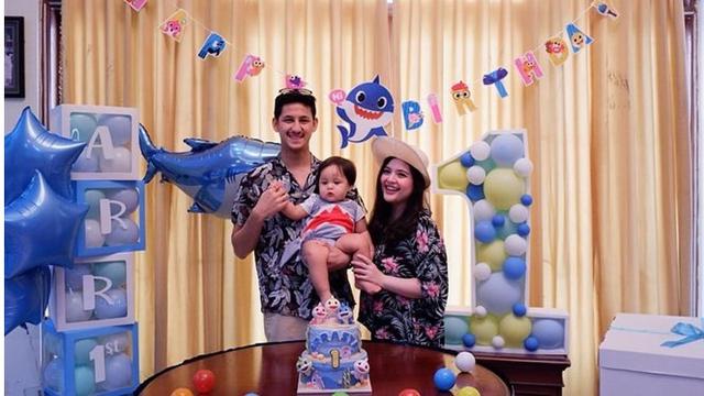 7 Momen Ulang Tahun Pertama Anak Tasya Kamila Penuh Rasa Bahagia Hot Liputan6 Com