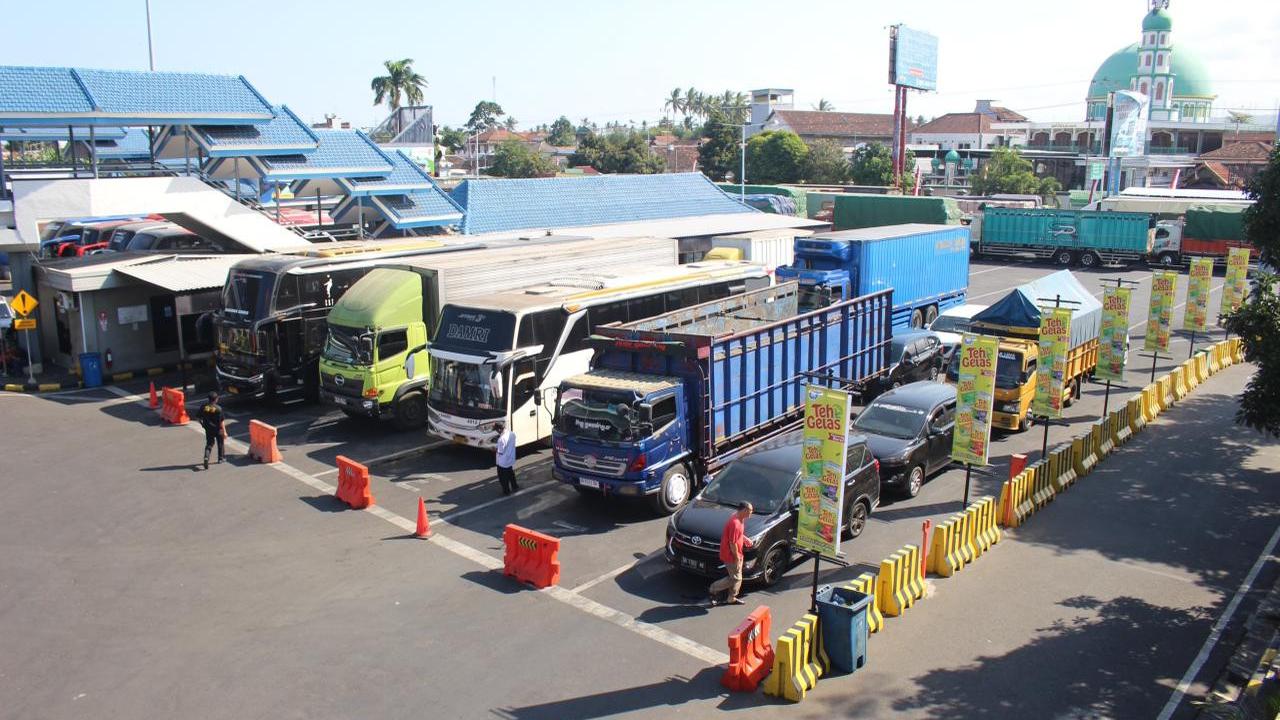 Antrean Belasan Km di Pelabuhan Ketapang, ASDP Ungkap Pemicu dan Penanganan