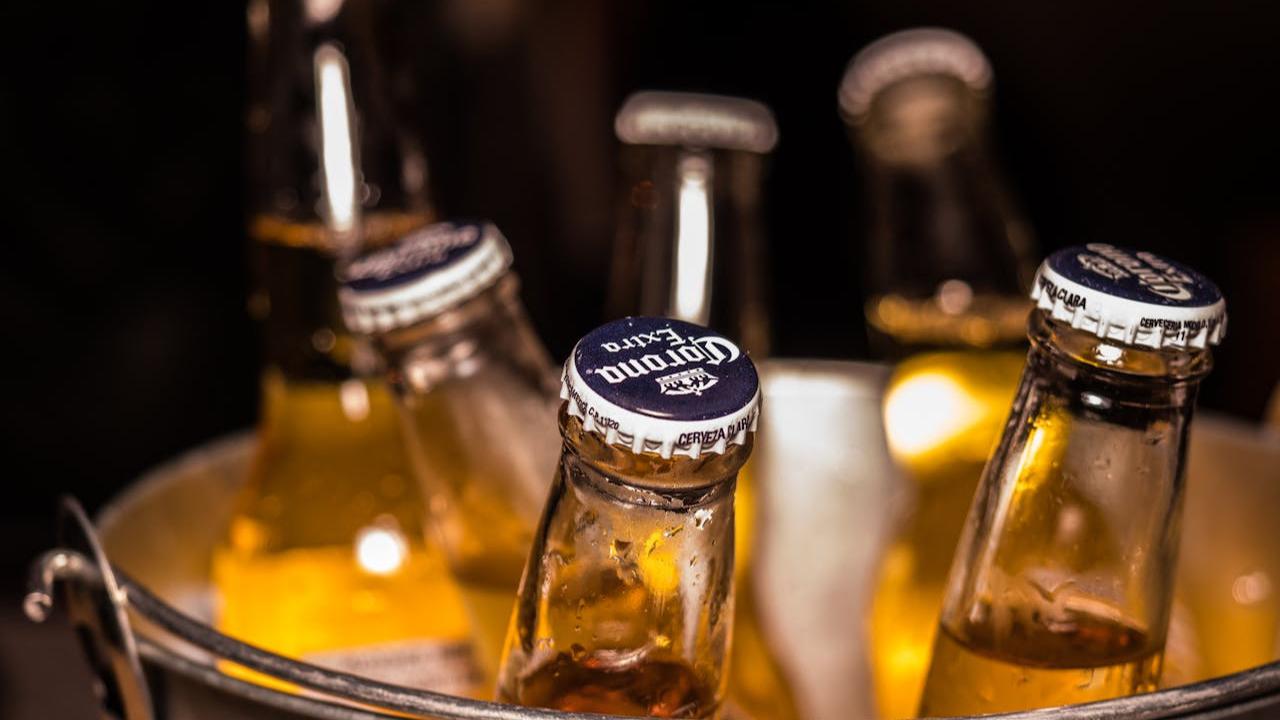Ilustrasi Alkohol