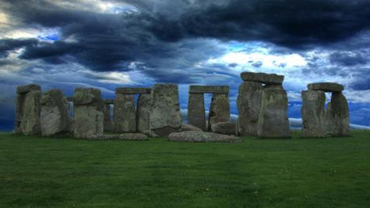 Stonehenge simbol perdamaian dunia?