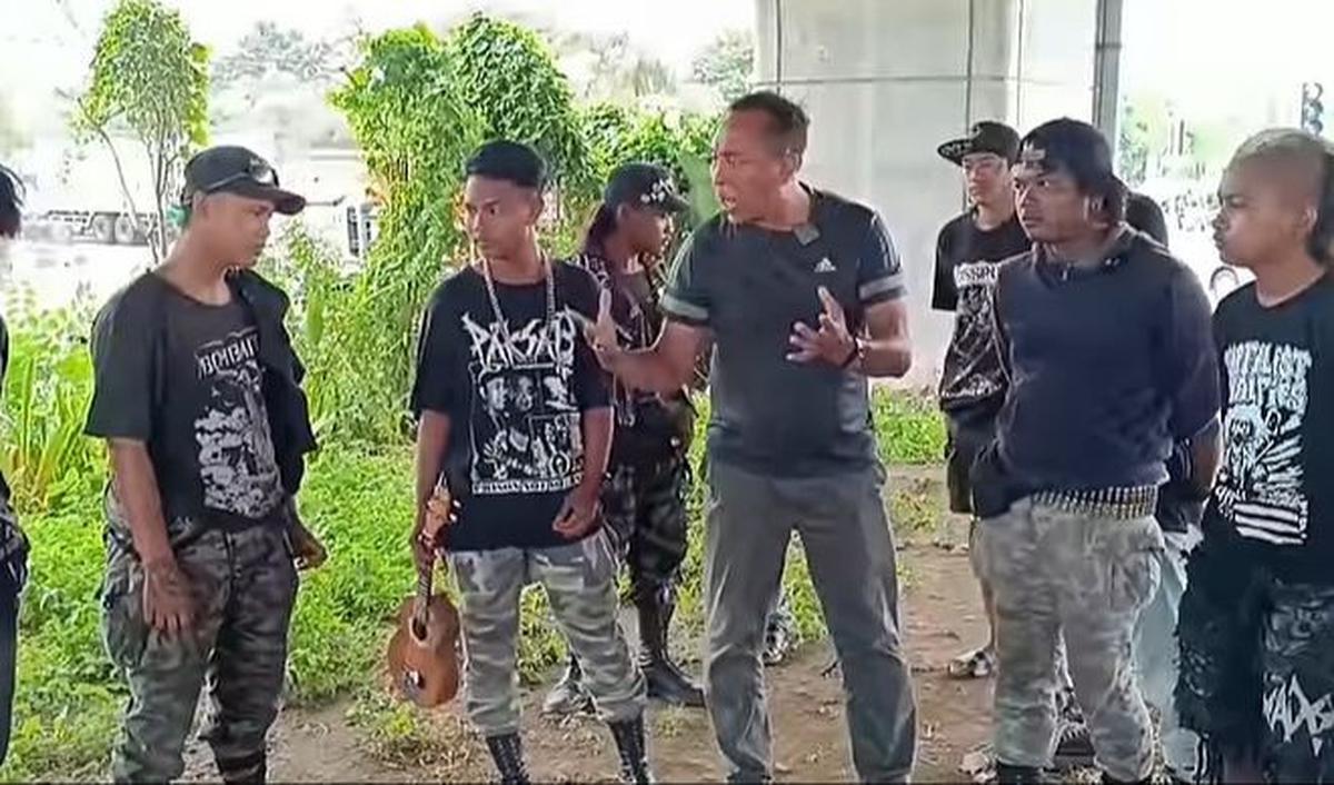 Seperti diketahui, jika Purnomo merupakan anggota polisi yang kerap melakukan aksi sosial membantu para ODGJ.