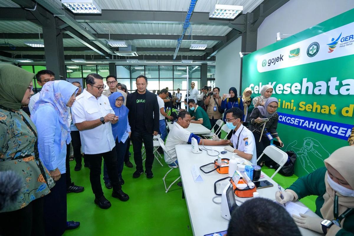 Menteri Ekraf Teuku Riefky saat menghadiri kegiatan Satu Tahun Pelaksanaan Program Cek Kesehatan Gratis (CKG) di Gojek Ops Office