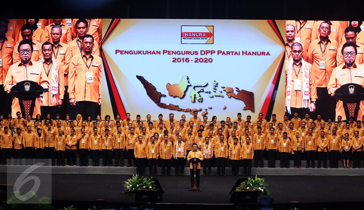 Suasana Pelantikan Dewan Pimpinan Pusat Partai Hati Nurani Rakyat (Hanura) tahun 2016 - 2020 di Sentul International Convention Centre, Bogor, Rabu (22/02). (Liputan6.com/Johan Tallo)