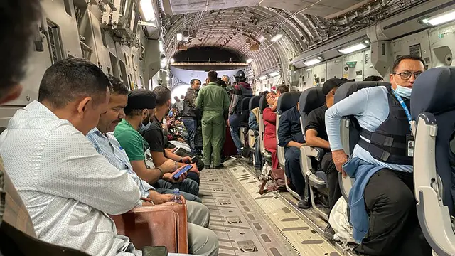 Selamatkan Diri dari Taliban, Warga India Ramai-Ramai Tinggalkan Afghanistan