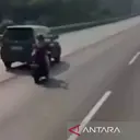 Viral Pemotor Wanita Nyasar Masuk Tol Jakarta-Cikampek