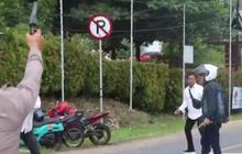 Hindari Razia, Pemotor Terobos dan Serang Barisan Polisi di Depan Mapolres Bengkulu Tengah