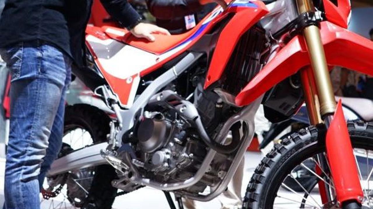 Hanya membutuhkan waktu 5 menit untuk memanaskan mesin motor injeksi