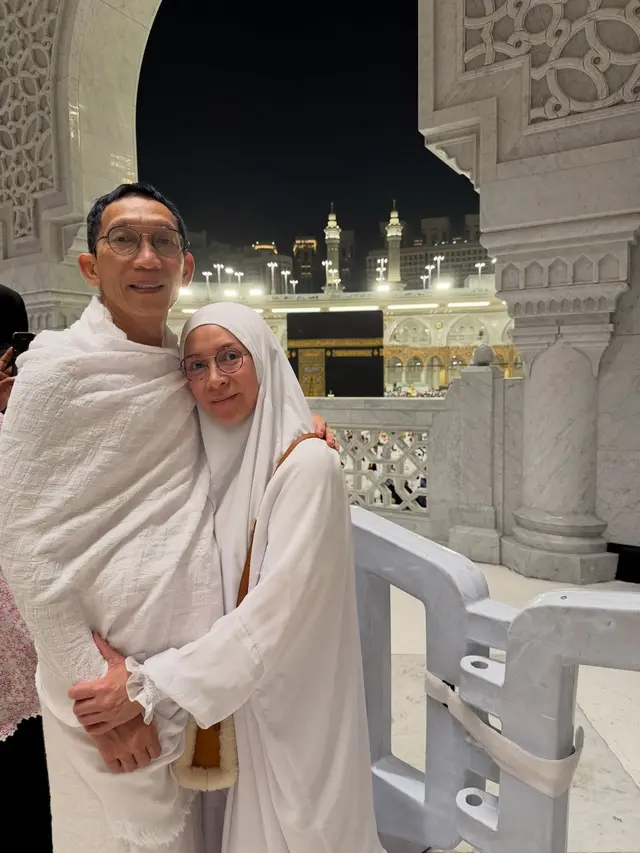 8 Artis Umrah di Awal Tahun 2026, Melly Goeslaw hingga Rossa