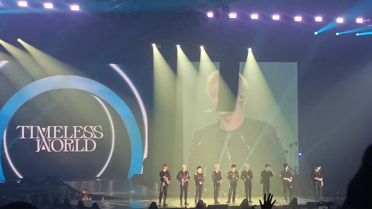 Zerobaseone, Konser Tur Perdana