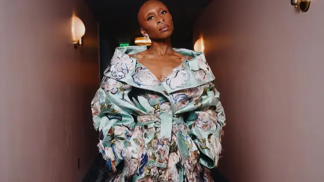 Parade Gaun Terbaik di Governors Awards 2025, Dihadiri Ariana Grande, Jennifer Lopez, hingga Dakota Johnson