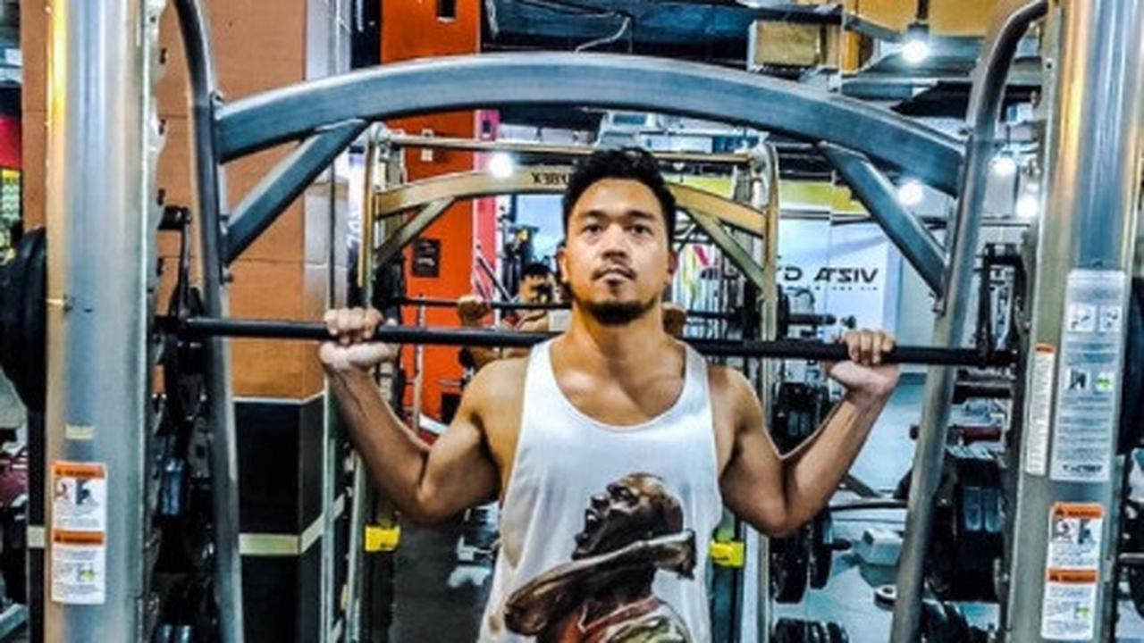 Michael Yukinobu Defretes