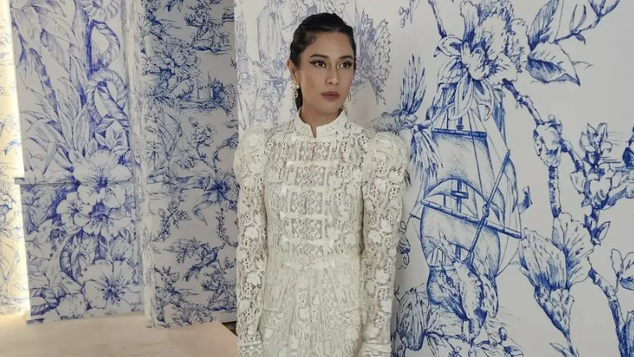 Inspirasi gaya rambut Lebarab