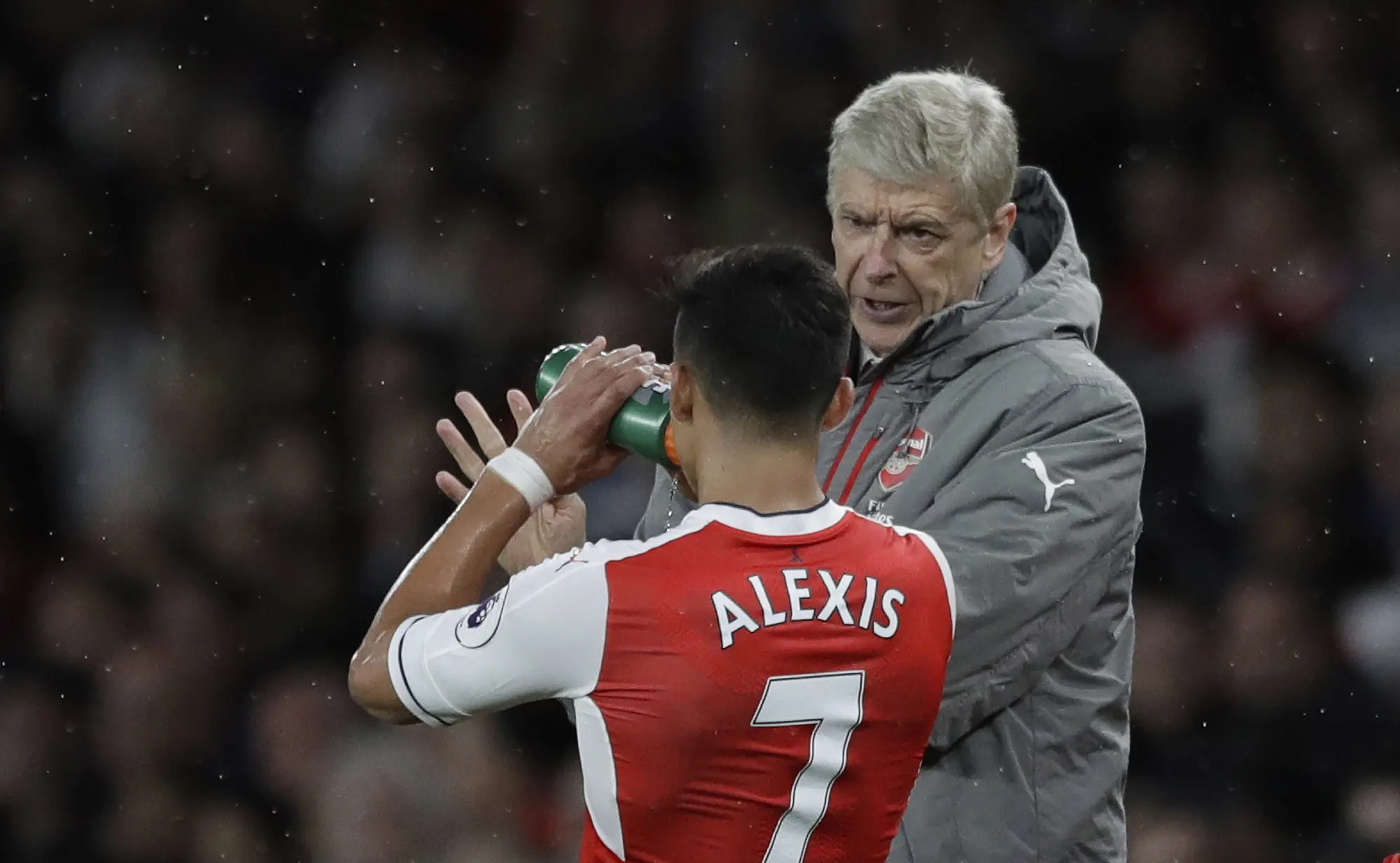 Manajer Arsenal, Arsene Wenger, menyebut Alexis Sanchez akan segera gabung ke Manchester United. (AP/Matt Dunham)