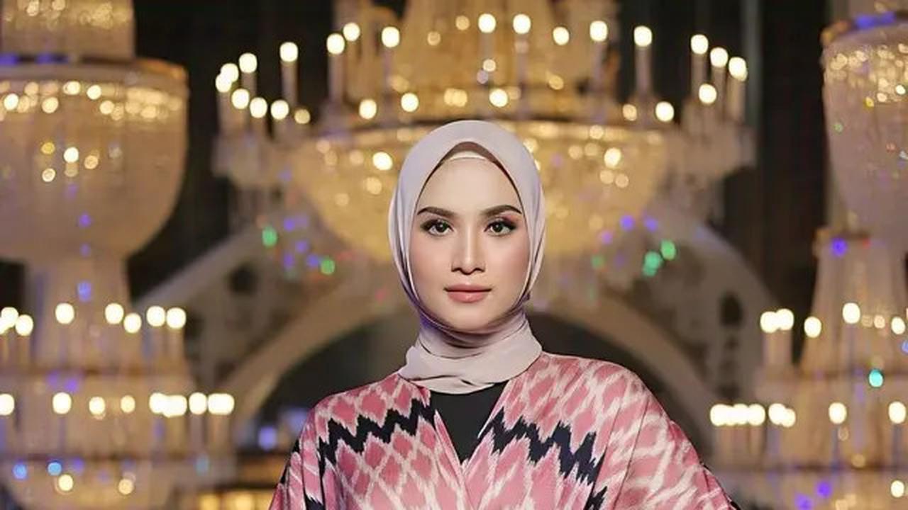 8 Model Gaun Pesta Modern 2025, Ini Referensi yang Simpel Tapi Berkelas