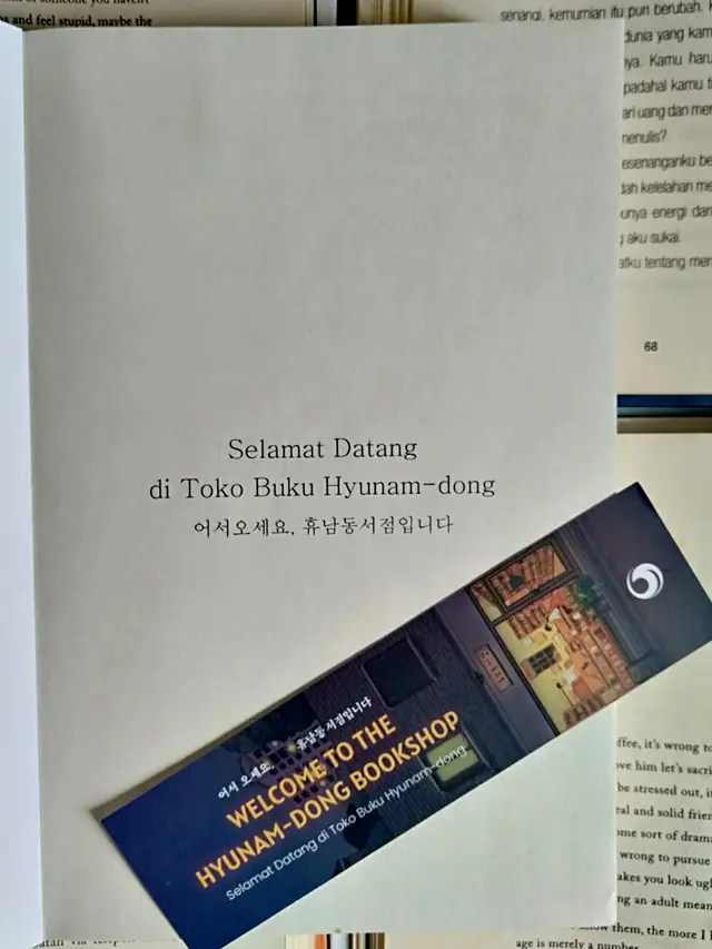 Welcome to The Hyunam-Dong Bookshop buku