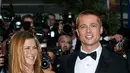 Pitt dan Jennifer telah berpisah sejak lama bahkan lebih dari 10 tahun sebelum akhirnya Pitt menjalin hubungan dengan Jolie. Meskipun Jenn kembali berkomunikasi dengan Pitt, sang suami pun tak marah dan keberatan. (AFP/Bintang.com)