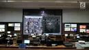 Suasana ruang kontrol Ditlantas Polda Metro Jaya, Jakarta, Senin (1/10). Uji coba sistem tilang elektronik atau electronic traffic law enforcment (ETLE) berlaku mulai 1 Oktober. (Merdeka.com/Iqbal S. Nugroho)