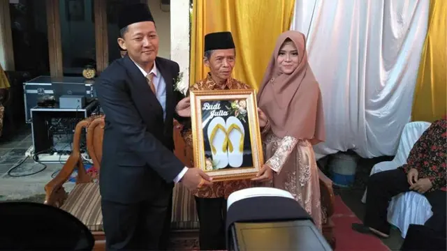 7 Mahar Pernikahan Unik Ini Bisa Dicontoh, Ada Sandal Jepit