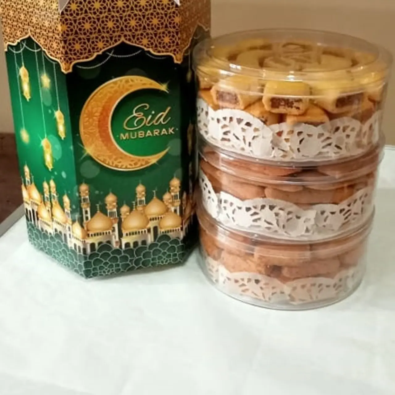Dari Kelapa Tart hingga Brownies Shiny, Menu Andalan Raya Bakery Wajib ...