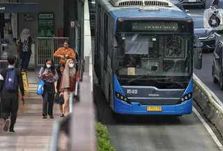Untuk diketahui, sepanjang 2024, Transjakarta melayani 371,4 juta pelanggan dengan rata-rata lebih dari 1 juta pelanggan per hari. (Liputan6.com/Angga Yuniar)