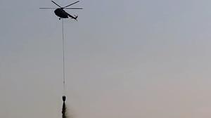 Helikopter Water Bombing Dikerahkan Atasi Karhutla Kalsel