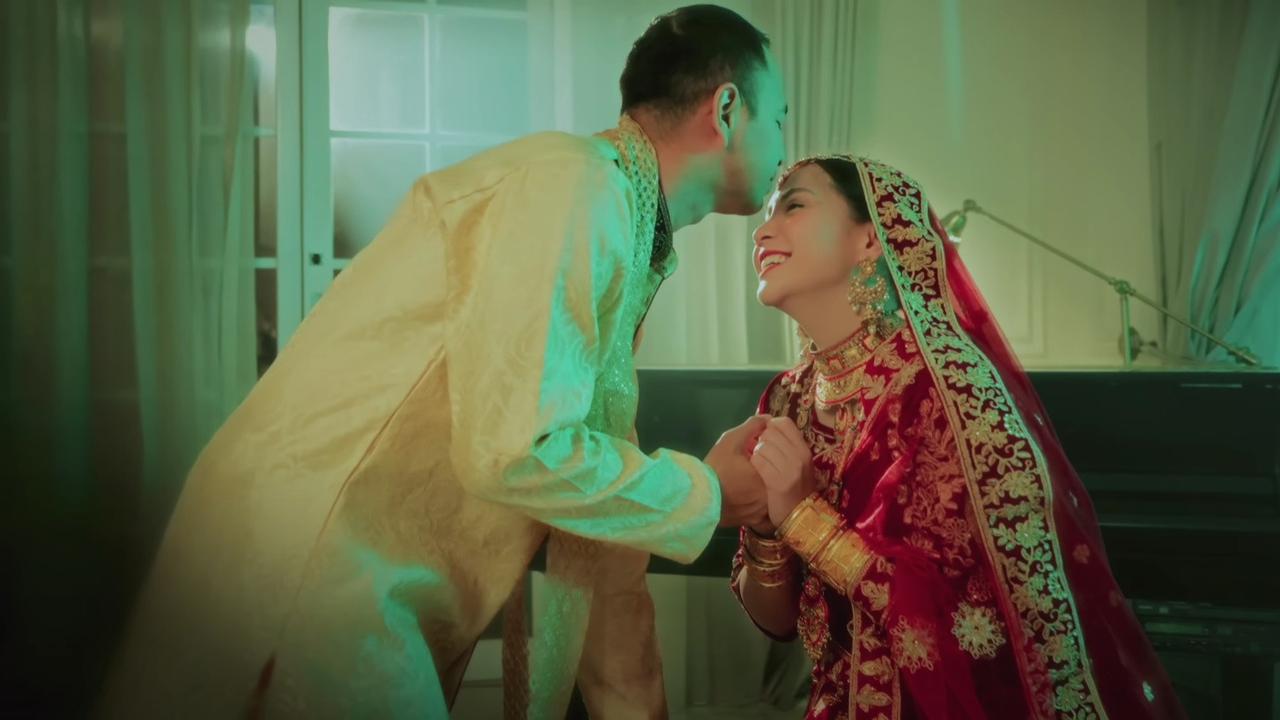 Potret Romantis Raffi Ahmad dan Nagita Slavina Pakai Baju India di Video Klip Terbaru Dewa 19