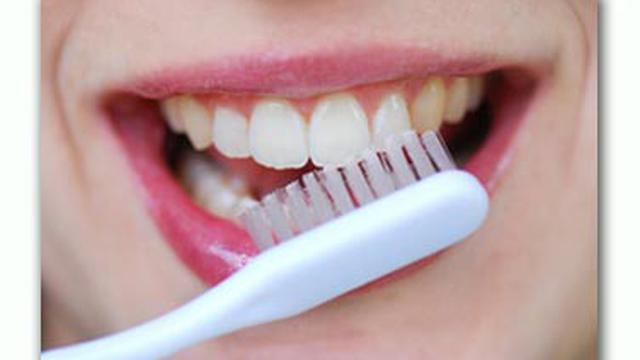 Hasil gambar untuk gambar menyikat gigi