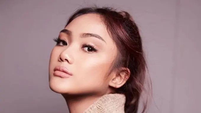 Makeup Andalan Marion Jola, Flawless dan Bikin Gemas!