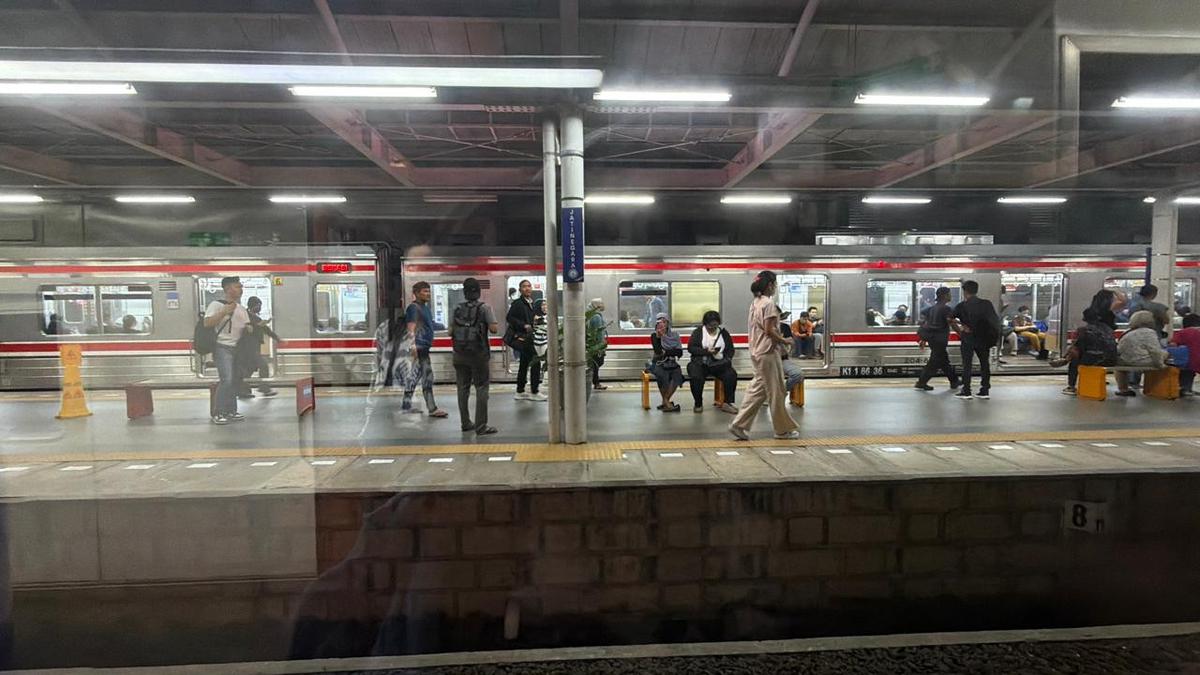 Imbas Kecelakaan Kereta, Penumpang KA Purwojaya Bisa Refund Tiket di Tiga Stasiun