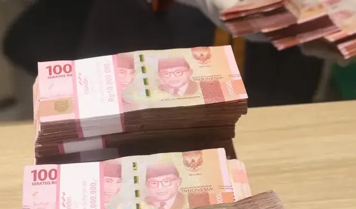 Selain itu, zaman dulu tantangan transaksi keuangan juga masih minim.