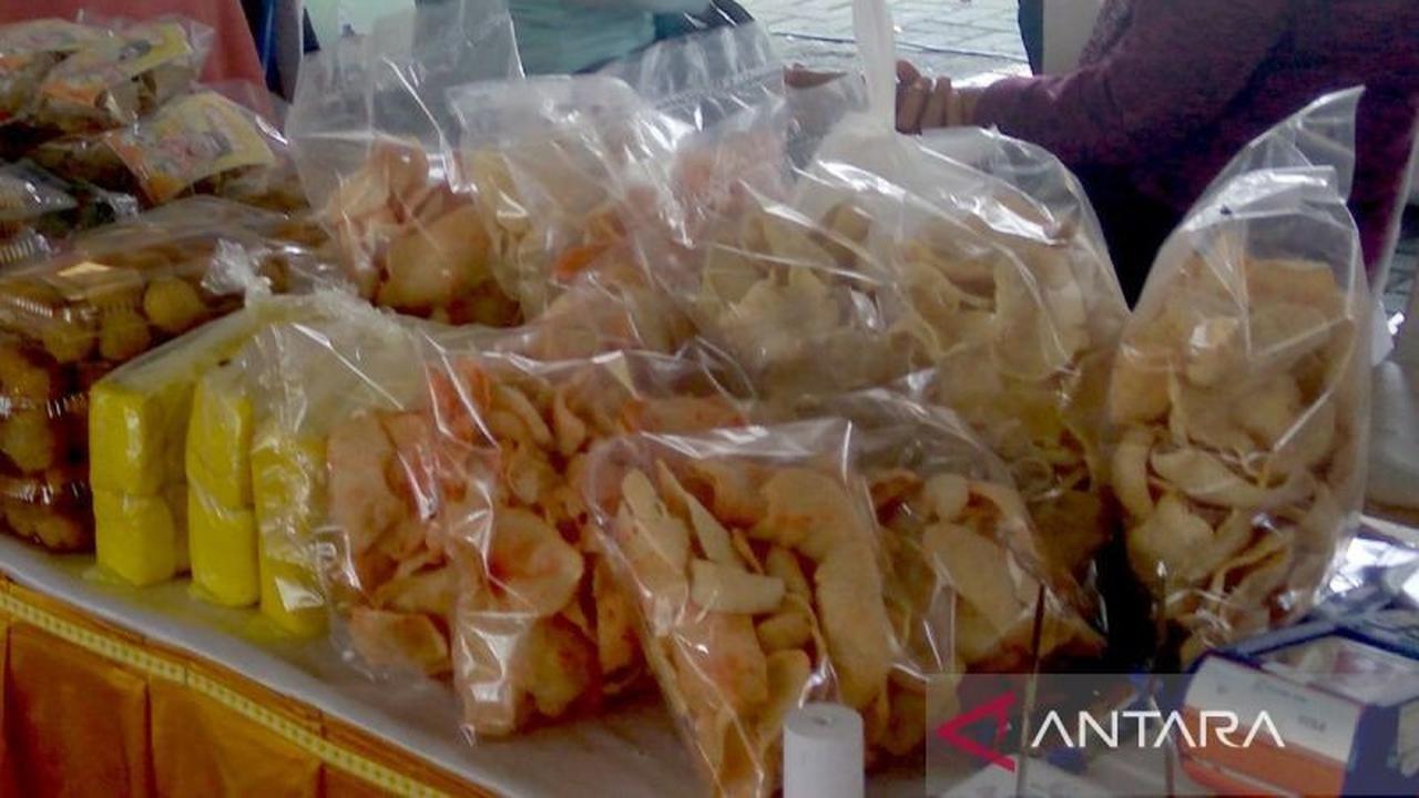Hadapi Kelangkaan, Pemkab Banyumas Dorong UMKM Cari Alternatif Pengganti Plastik