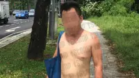 Dugaan sementara, pria telanjang berusia 30 tahun itu stres akibat tingginya biaya hidup di Singapura.