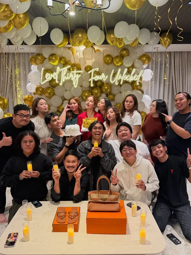Ulang Tahun ke 34, Tasya Farasya Banjir Hadiah Tas Hermes Rp1,2 Milyar hingga Lukisan Bunga Lotus