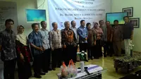 Ketua INASCRS, Setyo Budi Riyanto mengatakan, katarak adalah penyebab utama kebutaan di Indonenesia. 