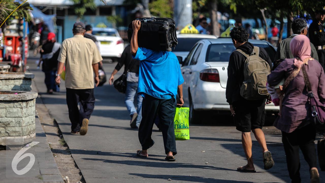 20150721-Terminal Pulogadung H+4 Lebaran-Jakarta