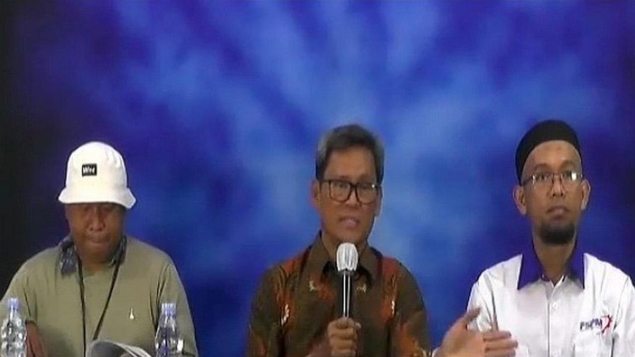 Konfernsi pers Federasi Serikat Pekerja Metal Indonesia (FSPMI) terkait PHK karyawan perusahaan aki.