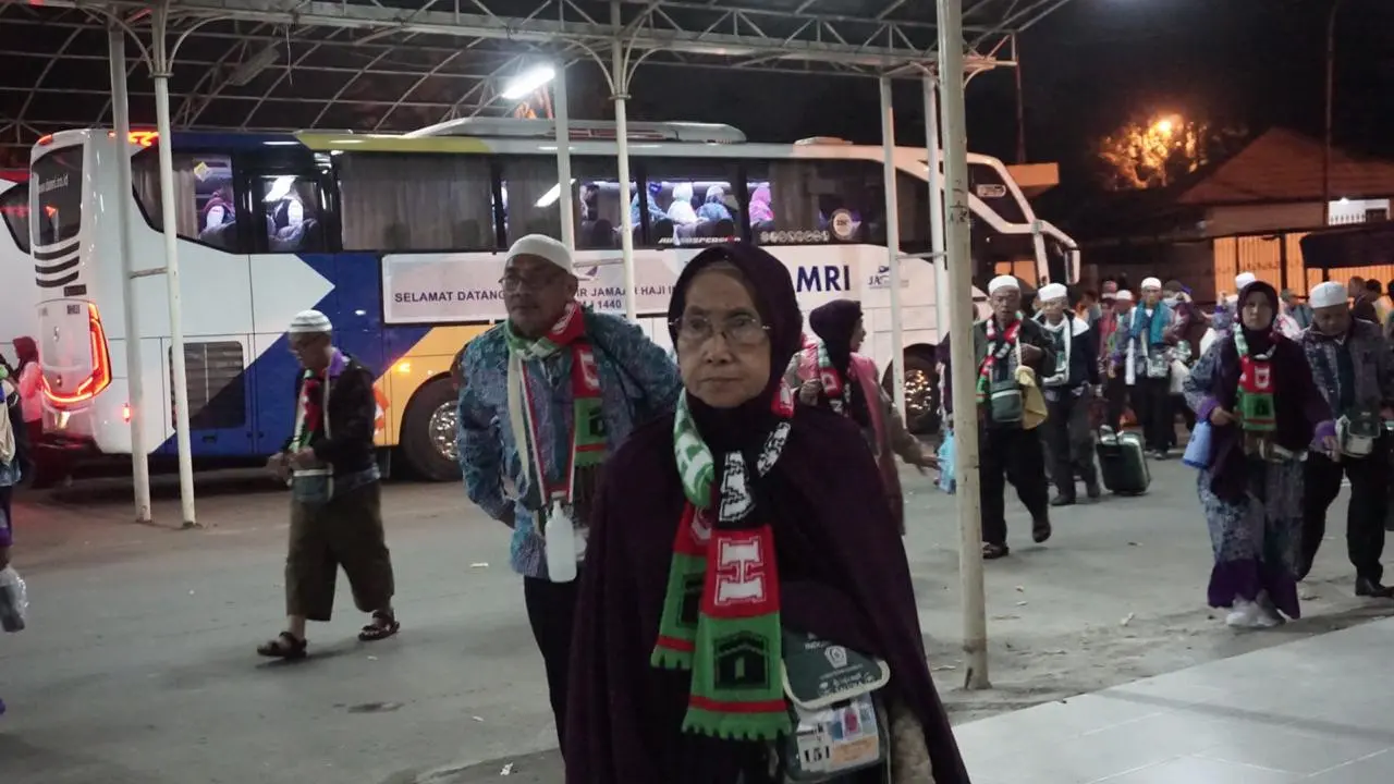 Jemaah haji tiba di Indonesia. (Foto: Humas Kemenkes)