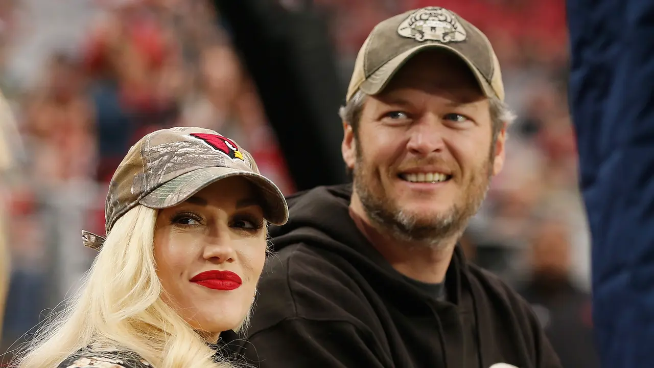 [Bintang] Gwen Stefani - Blake Shelton