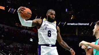 Pasca Cedera Adduktor, Lebron James Bantu Lakers Tumbangkan Spurs