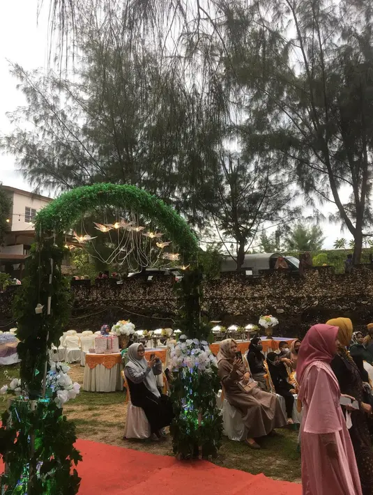 Arie Kriting dan Indah Permatasari (Instagram/sasita.sasita.750)