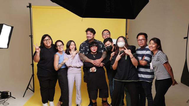 Tora Sudiro bersama Jenaka Mahila dan Mieke Amalia (Foto: Instagram t_orasudi_ro)