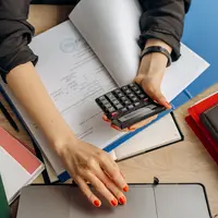 Ilustrasi mengatur keuangan. (Sumber foto: Pexels.com)