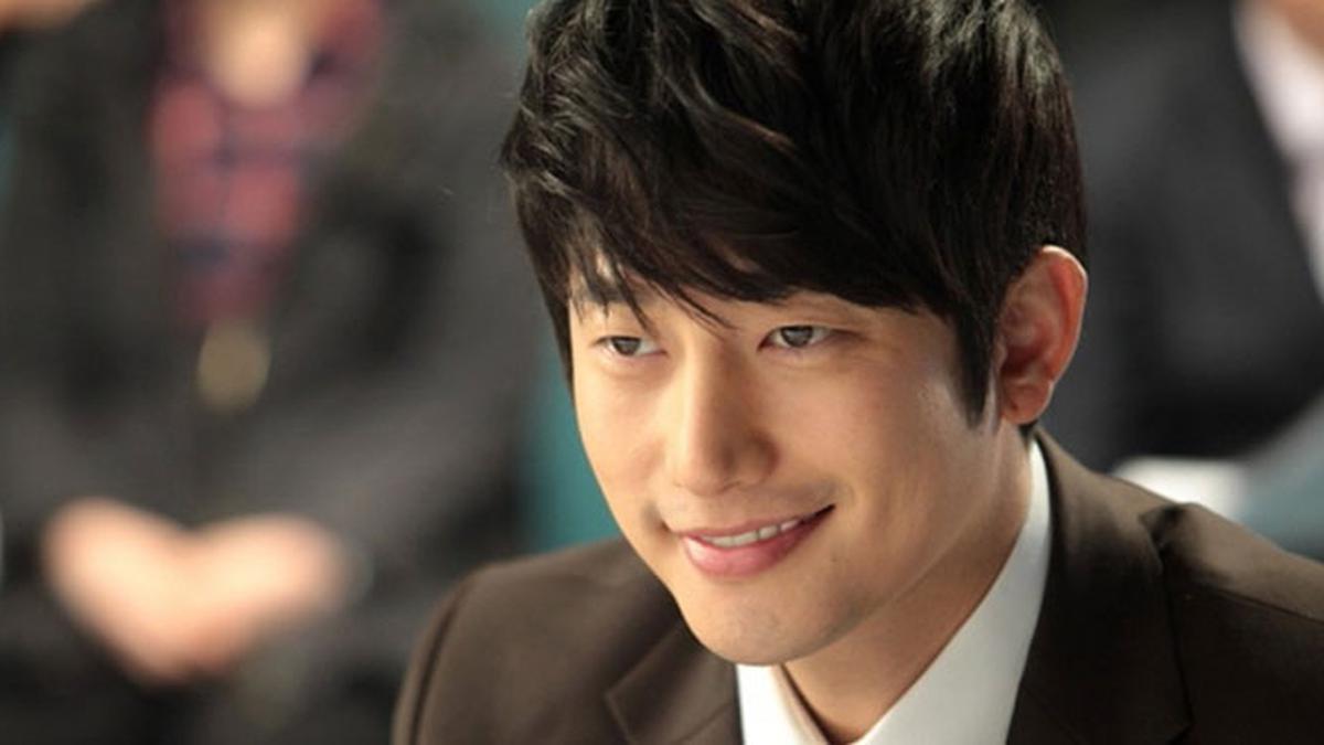 Pesona Park Shi Hoo yang Makin Menjerat Penggemar di Cina