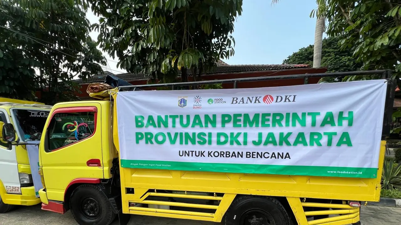 Pemprov Jakarta Kirim Bantuan Beras dan Sembako ke Korban Banjir Bekasi