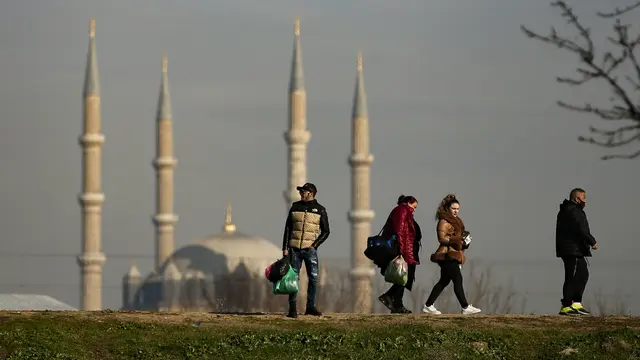 Lira Anjlok, Turis Bulgaria Serbu Turki