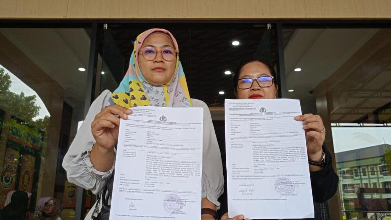 Laporan dua korban ini telah di terima oleh penyidik Polres Jakarta Timur dengan nomor laporan LP/B/3795/XII/2023/SPKT dan LP/B/3794/SPKT.