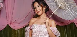 Intip pesona cantik Jennifer Coppen di acara bridesmaid proposal (@jennifercoppenreal20)