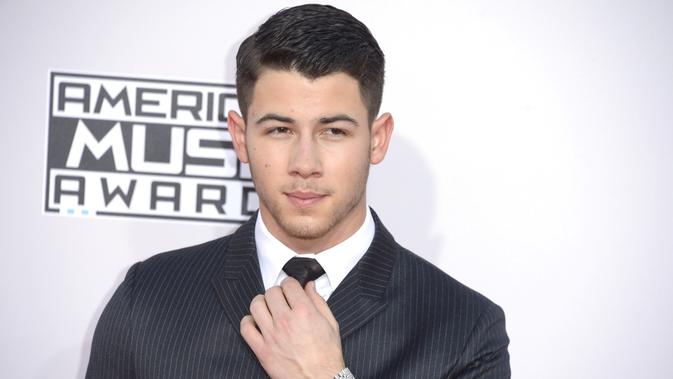 Tentang Kate Hudson, Nick Jonas: Koneksi Kami Luar Biasa 